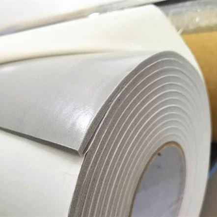 Rouleau de mousse PVC pour sceller